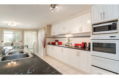 Property photo of 15 Marriott Crescent Skye VIC 3977