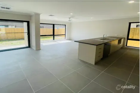 Property photo of 16 Quill Circuit Kalkallo VIC 3064
