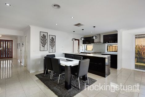 Property photo of 23 Eaglehawk Boulevard Eynesbury VIC 3338