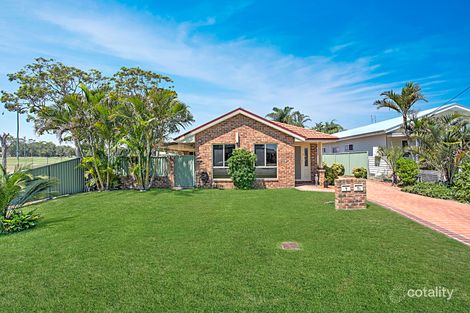 7 Cochrane Ave, Canton Beach, NSW 2263