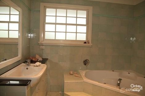 Property photo of 69 Blackbutts Road Frenchs Forest NSW 2086