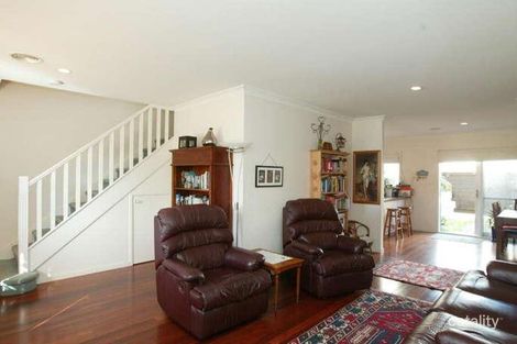 Property photo of 14 Sambell Walk Kensington VIC 3031