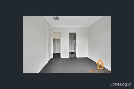 Property photo of 37 Riland Boulevard Tarneit VIC 3029