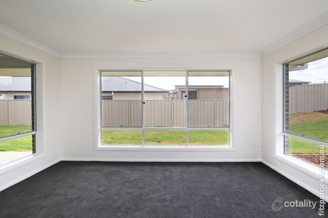 Property photo of 3 Beaurepaire Street Boorooma NSW 2650