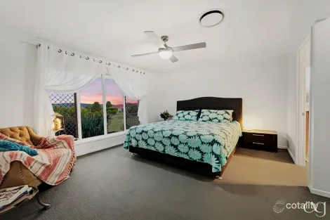 Property photo of 5 Ogilvy Place Hatton Vale QLD 4341