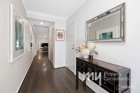 Property photo of 11 The Hermitage Way Gledswood Hills NSW 2557