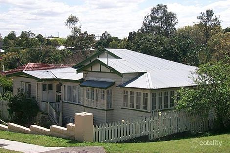 16 Oxley Dr, Holland Park, QLD 4121