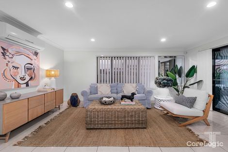 Property photo of 8 Adley Street Carindale QLD 4152