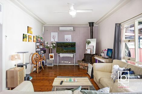Property photo of 33 Narara Crescent Narara NSW 2250