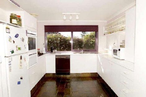 Property photo of 246 Tucker Road McKinnon VIC 3204