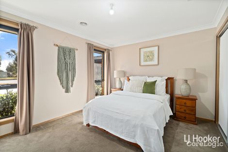 Property photo of 66 Macfarlane Burnet Avenue Macgregor ACT 2615