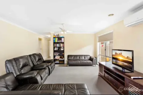 Property photo of 27 Billabong Crescent Tarneit VIC 3029