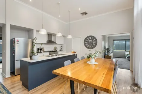 Property photo of 14 Maple Drive Romsey VIC 3434