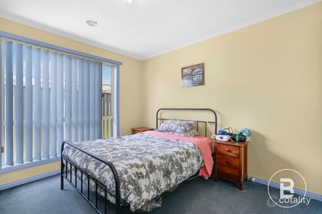 Property photo of 53 Bonshaw Drive Sebastopol VIC 3356