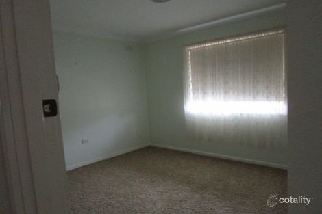 Property photo of 10 Banks Avenue Kooringal NSW 2650