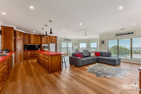 Property photo of 38 Currawong Crescent Mount Gambier SA 5290