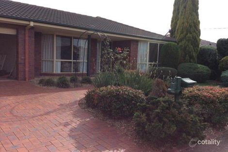 Property photo of 5 Outlook Drive Werribee VIC 3030