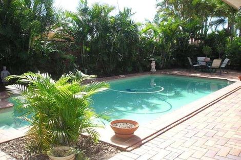 Property photo of 8 Pebble Beach Drive Runaway Bay QLD 4216