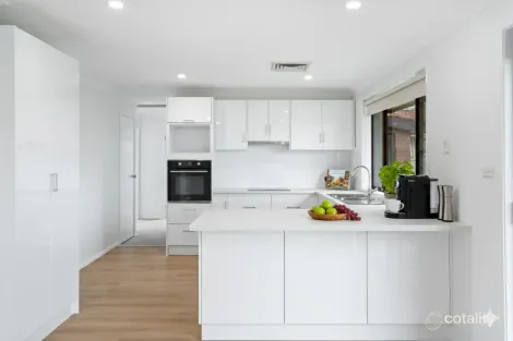 Property photo of 17 Briery Place Cranebrook NSW 2749