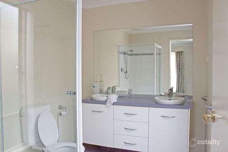 Property photo of 198 Paterson Drive Lynbrook VIC 3975