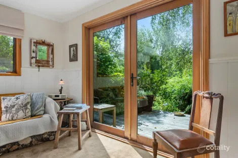 Property photo of 245 Mount Macedon Road Macedon VIC 3440