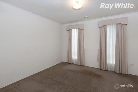 Property photo of 17 Parkhaven Avenue Kingsbury VIC 3083