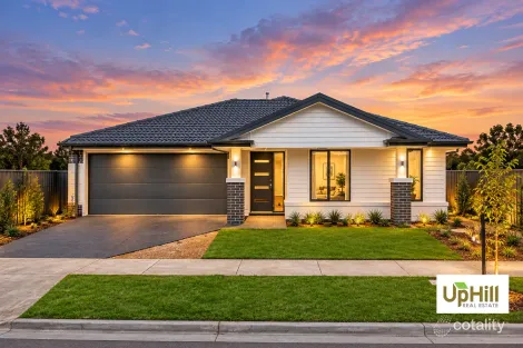 8 Dettifoss Ct, Clyde, VIC 3978