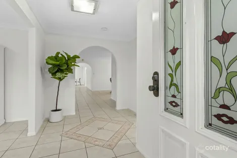 Property photo of 6 Snowbird Place Wishart QLD 4122