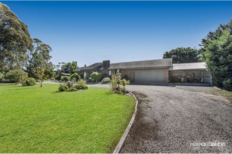 Property photo of 10 Oaktree Drive Pakenham VIC 3810