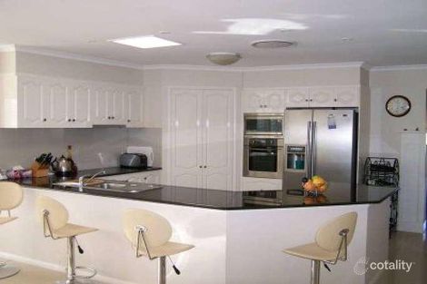 Property photo of 4 Grande Terrace Helensvale QLD 4212