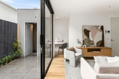 Property photo of 2/573 High Street Prahran VIC 3181