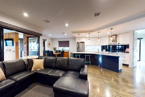 Property photo of 6 Tudor Court Traralgon VIC 3844