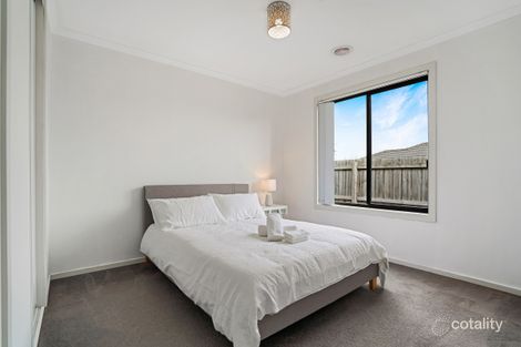 Property photo of 72 Golf Links Road Berwick VIC 3806