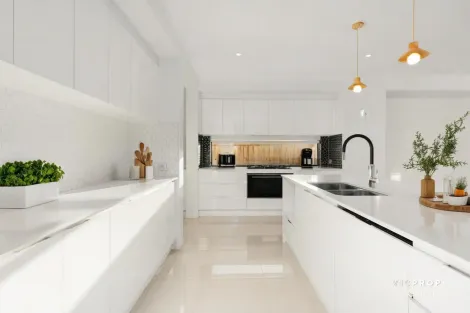 Property photo of 8 Singleton Way Point Cook VIC 3030