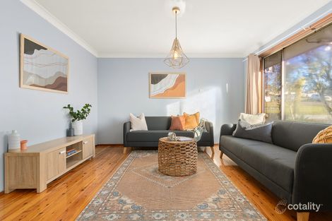 Property photo of 10 Hollywood Close Rutherford NSW 2320