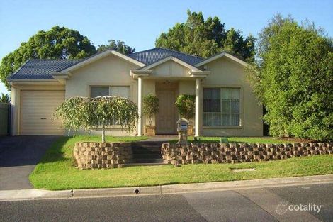 10 Trafford Rd, Hope Valley, SA 5090