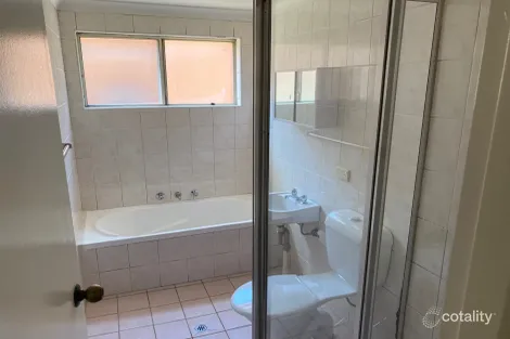 Property photo of 4/45 Burlington Road Homebush NSW 2140