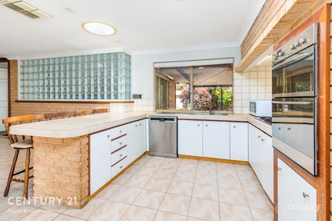 Property photo of 25 Sovereign Drive Thornlie WA 6108