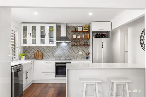 Property photo of 24 Hutton Road Arana Hills QLD 4054