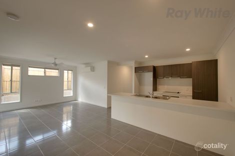Property photo of 1/43 Venice Crescent Redbank QLD 4301