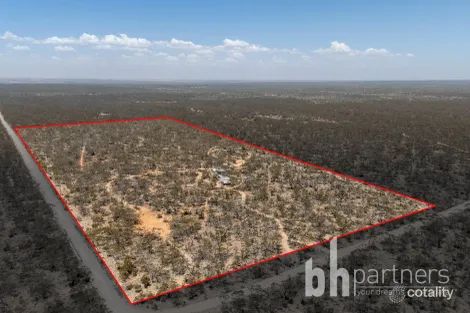 15 Bliss Rd, Fisher, SA 5354