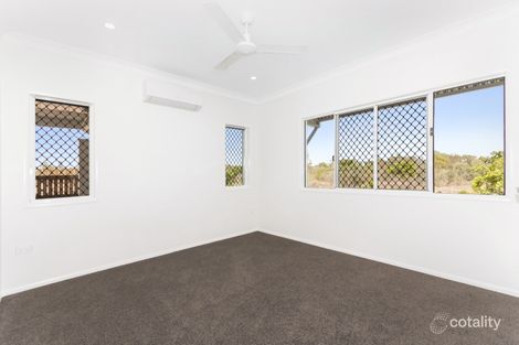 Property photo of 25 Peak Circuit Cosgrove QLD 4818