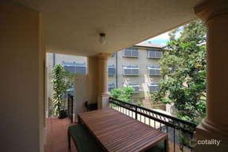 Property photo of 1/127 Macquarie Street St Lucia QLD 4067