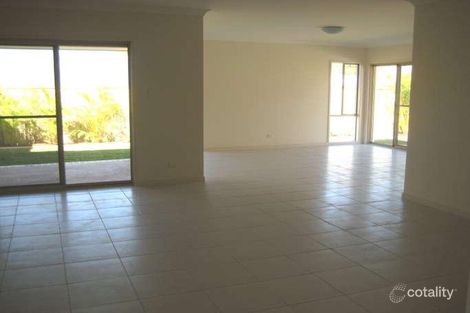 Property photo of 31 Hillview Crescent Little Mountain QLD 4551