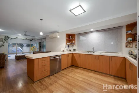 29 Pinegrove Mews, Currambine, WA 6028