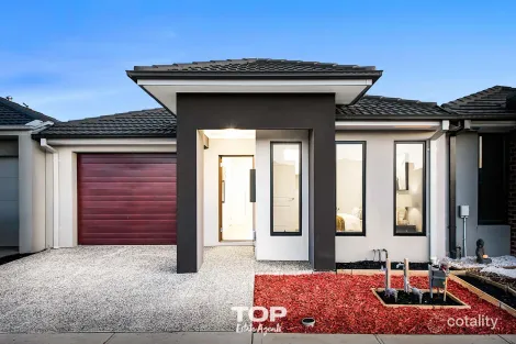 15 Tartan Dr, Clyde North, VIC 3978