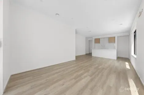 Property photo of 10 Titanium Street Kalkallo VIC 3064
