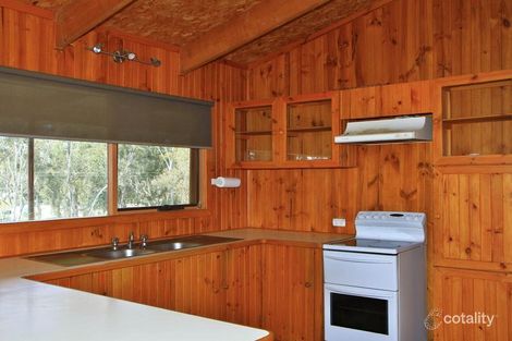 Property photo of 19 Warren Road Heathcote VIC 3523