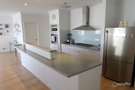 Property photo of 6 Opal Drive Australind WA 6233