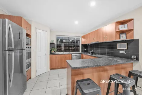 Property photo of 22 Cato Parkway Lynbrook VIC 3975